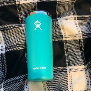 Hydro flask 22oz tumbler